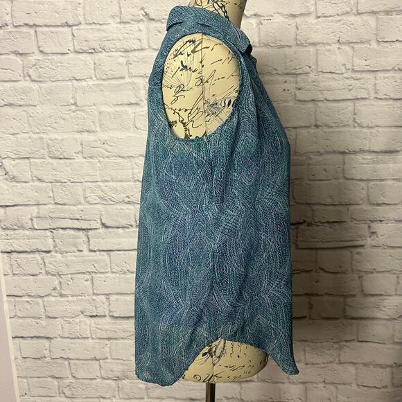 Liz Claiborne Tank Blouse with Attached Cami - Picture 5 of 7